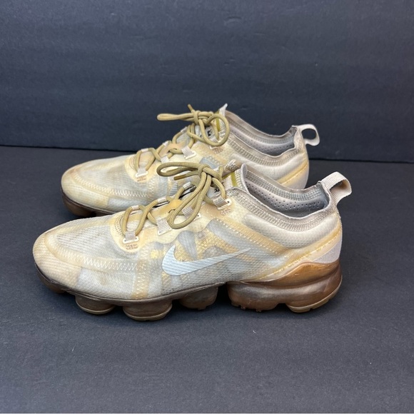 Nike Air VaporMax 2019 Cream Light Bone Women's Size 8.5  Style AR6632-101 - Picture 2 of 9
